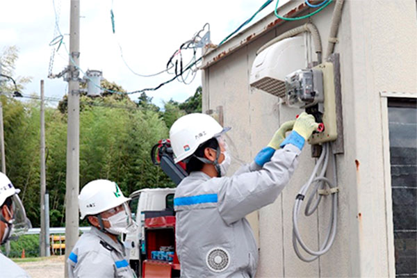 写真：電気工事の研修の様子